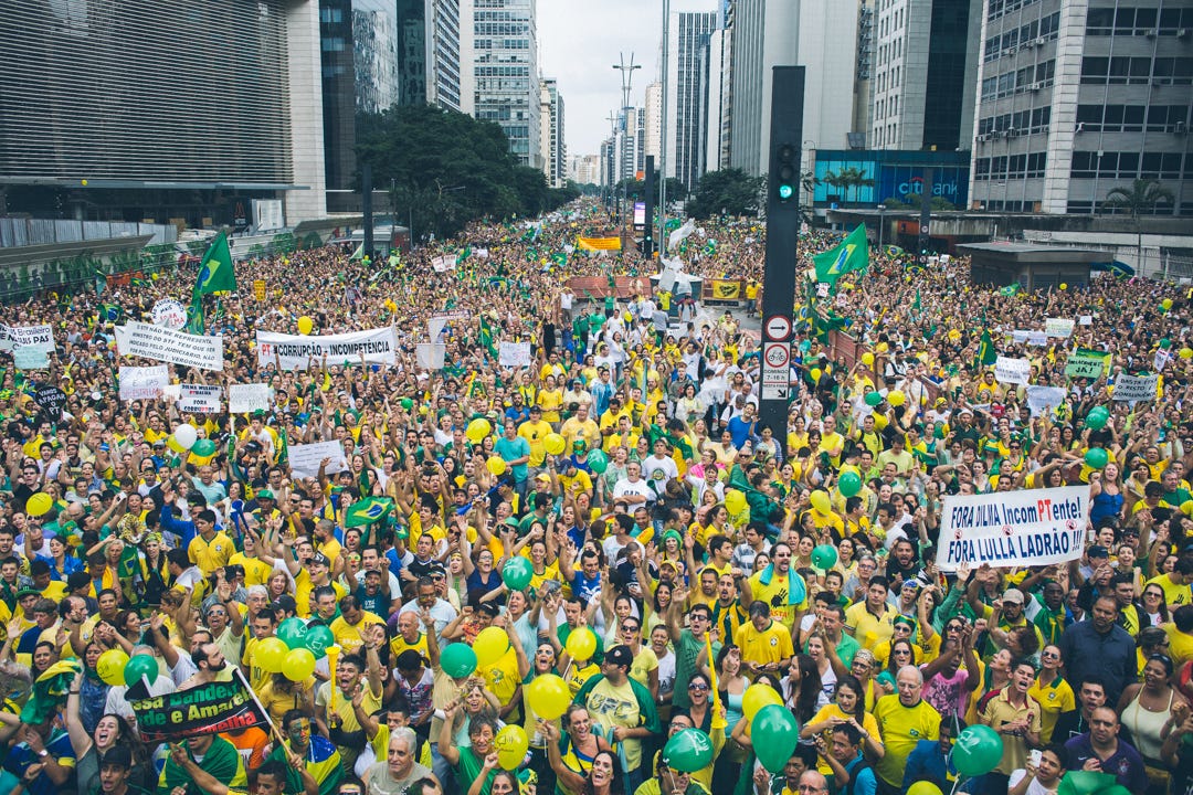Brazil: Thousands of people participated in anti-government march